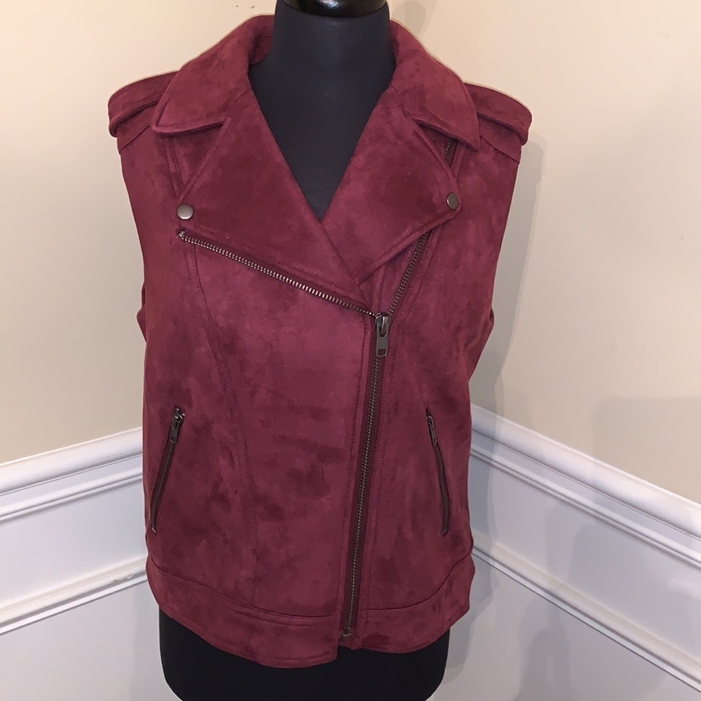 NWT Philosophy faux suede vest size - L